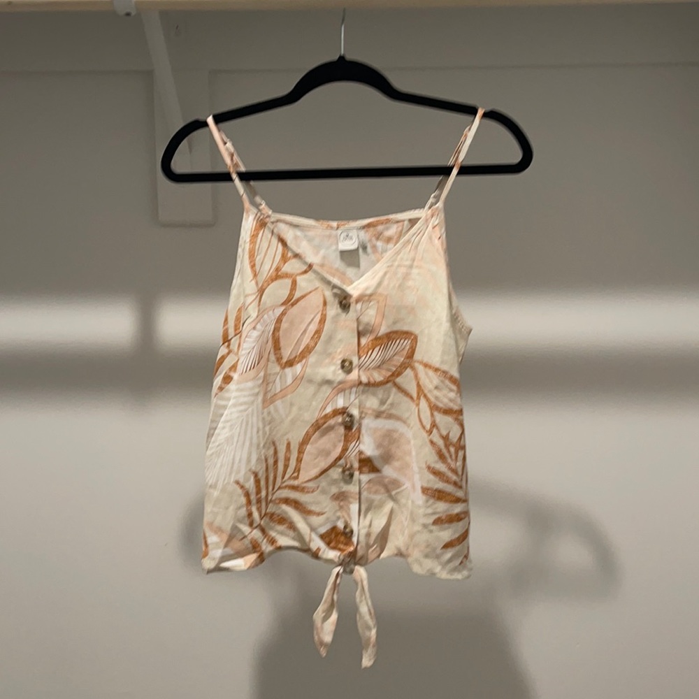Pink lily leaf print tie button up tank